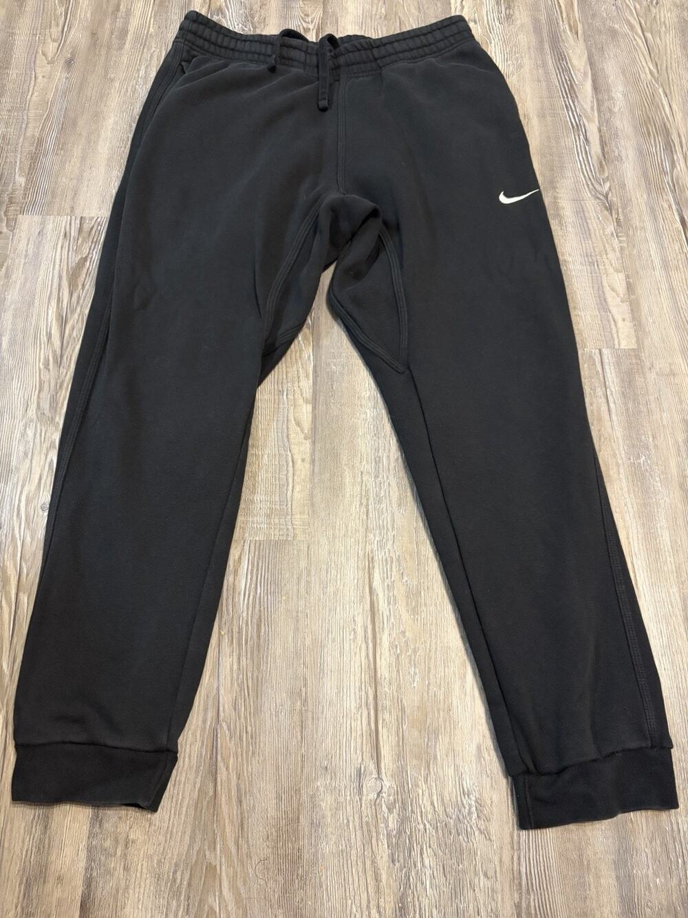 Nike Club Fleece Jogger Sweatpants Men’s L Black Swoosh Tapered Snap Pocket